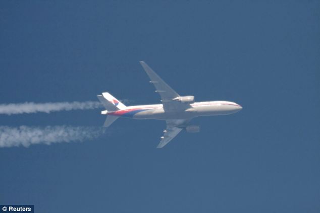 malaysia-flight-370-hijacked-muslim-pilots-home-flight-simulator-take-plane-to-pakistan