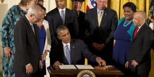 Obama Signs Executive Order To Force Companies To Hire LGBT Obama Signs Executive Order To Force Companies To Hire LGBT