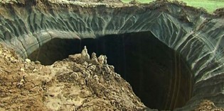 Two New Bottomless Holes Appear In ‘End Of The World’ Russian Village Of Yamal Two New Bottomless Holes Appear In ‘End Of The World’ Russian Village Of Yamal