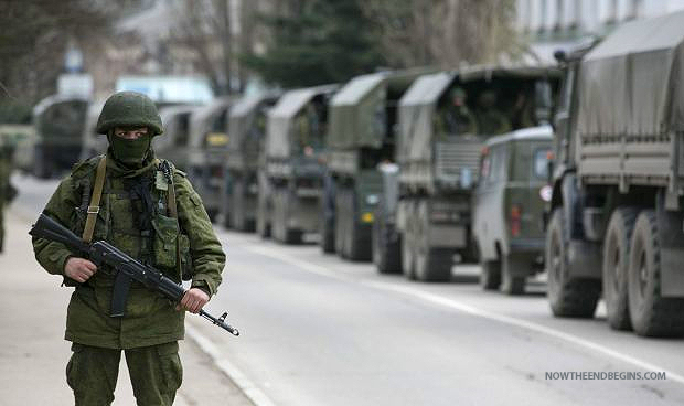 RUSSIAN TROOPS WOODEN LOGS CONVOY TRUCKS
