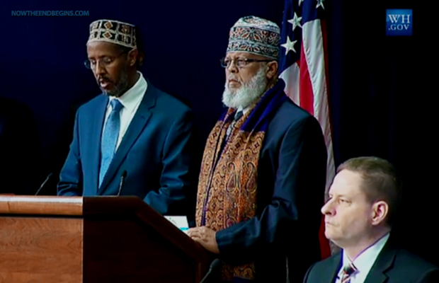 obama-cúpula-on-violento extremismo de abre-com-muslim-islam-imam-oração-fevereiro-19-2015