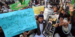 In Pakistan, Islamic Hard-liners Expanding Their Grip on Society In Pakistan, Islamic Hard-liners Expanding Their Grip on Society