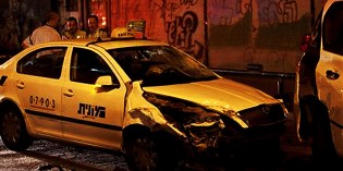 Palestinian Terrorist Attacks Taxi Driver In Israel, Injures 8 Palestinian Terrorist Attacks Taxi Driver In Israel, Injures 8