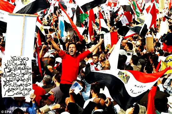 egyptian-supporters-of-muslim-brotherhood-cairo-december-2012 egyptian-supporters-of-muslim-brotherhood-cairo-december-2012