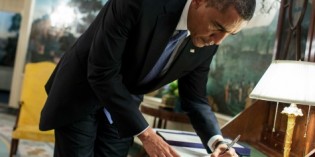 Obama Writes Bizarre, Rambling Benghazi Letter To Assassinated Ex-SEAL Tyrone Woods Father Obama Writes Bizarre, Rambling Benghazi Letter To Assassinated Ex-SEAL Tyrone Woods Father