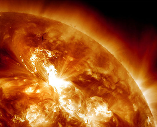 solar-flare-eruptions-january-23-2012