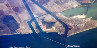 Earthquake Shakes Up Suez Canal as Iran Warships Approach Earthquake Shakes Up Suez Canal as Iran Warships Approach