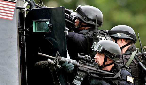 the-warrior-cop-us-government-militarizes-police-state