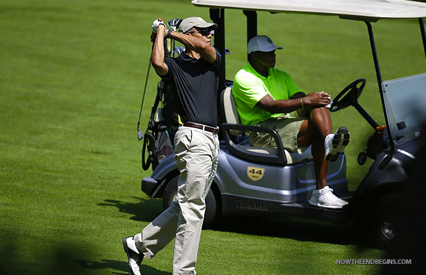 king-obama-vacations-golfs-as-world-burns-august-2014