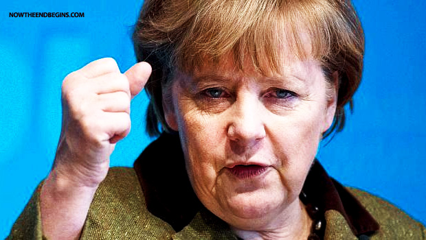 german-chancellor-angela-merkel-warns-citizens-pergida-to-accept-muslims-islam