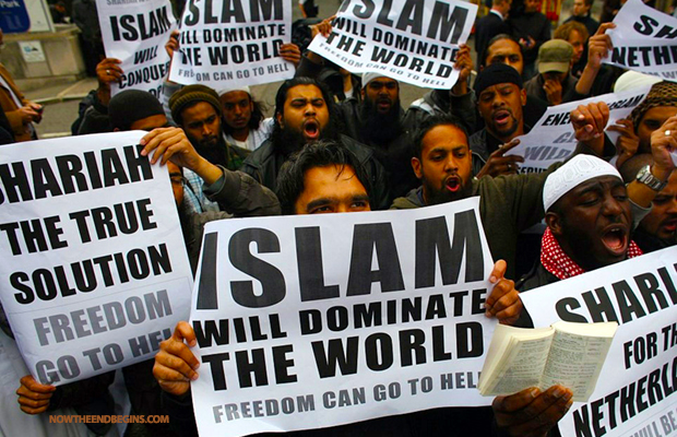 islam-in-america-sharia-law-muslim-moon-god-allah-azan