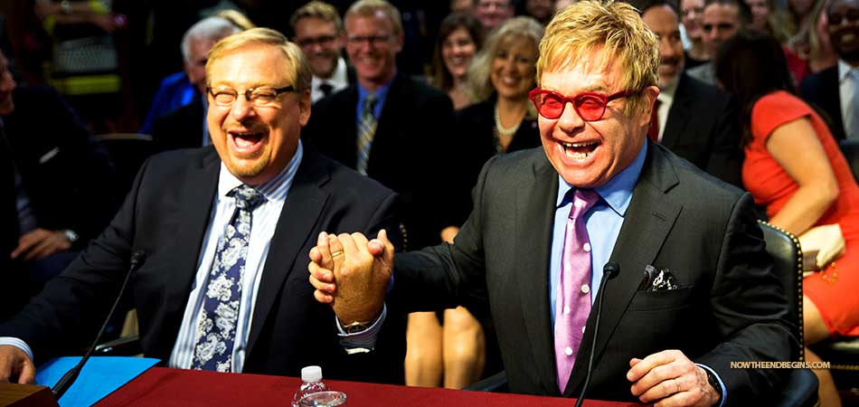 rick-warren-elton-john-holding-hands-lgbtqp