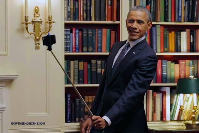 obama-with-selfie-stick-22-mass-shootings-since-becoming-president