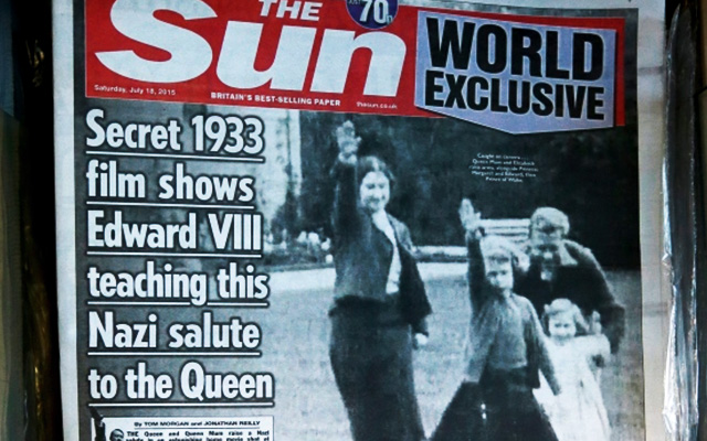 secret-film-queen-elizabeth-nazi-salute-1933