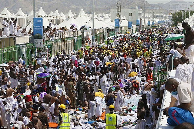 nearly-1000-dead-in-hajj-stampede-mecca-muslims-islam-september-2015