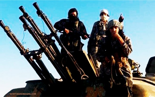 us-trained-syrian-rebels-give-us-weaponry-to-nusra-front-obama