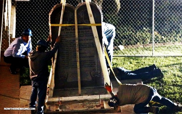 oklahoma-courthouse-capitol-removes-10-ten-commandments