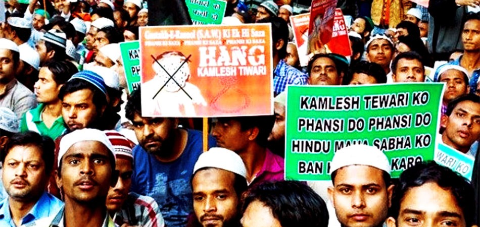 muslims-in-india-riot-after-mohammad-called-worlds-first-homosexual-gay