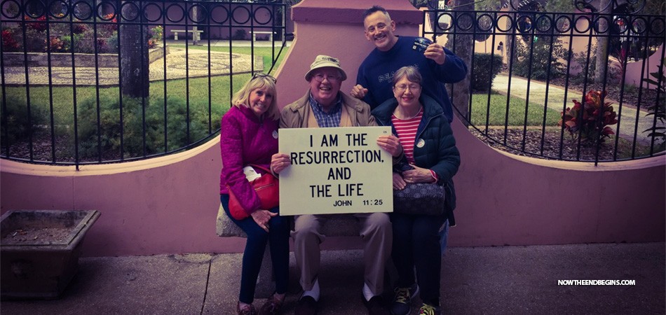 nteb-gospel-tracts-street-preacher-saint-augustine-florida-preaching