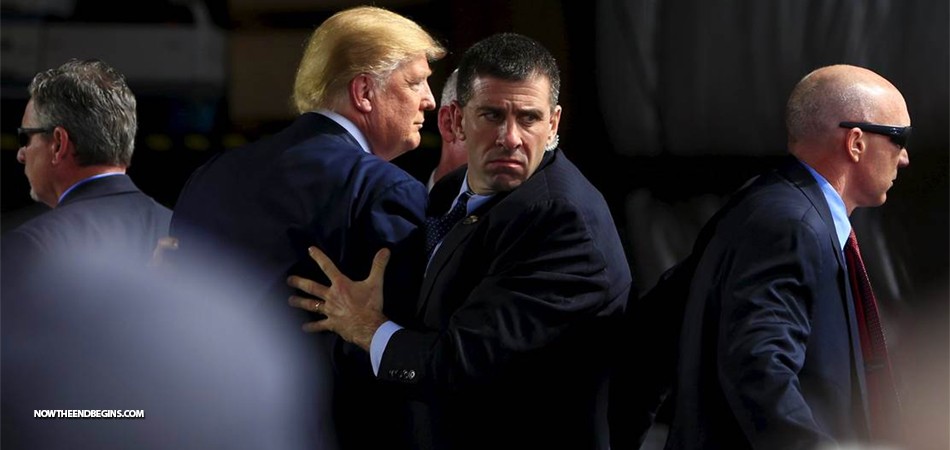 donald-trump-very-cool-as-protester-rushes-stage-secret-service-protects-make-america-great-again-nteb