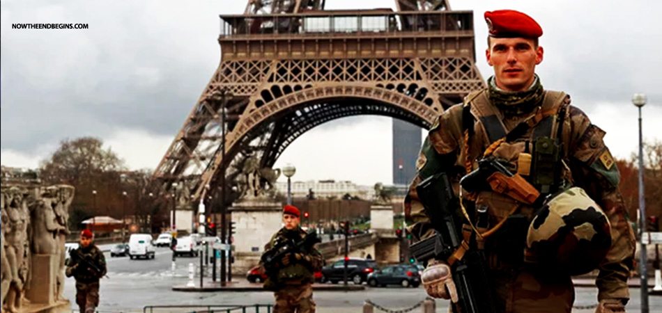 soldiers-line-streets-of-paris-to-protect-against-isis-islamic-terrorism-nteb