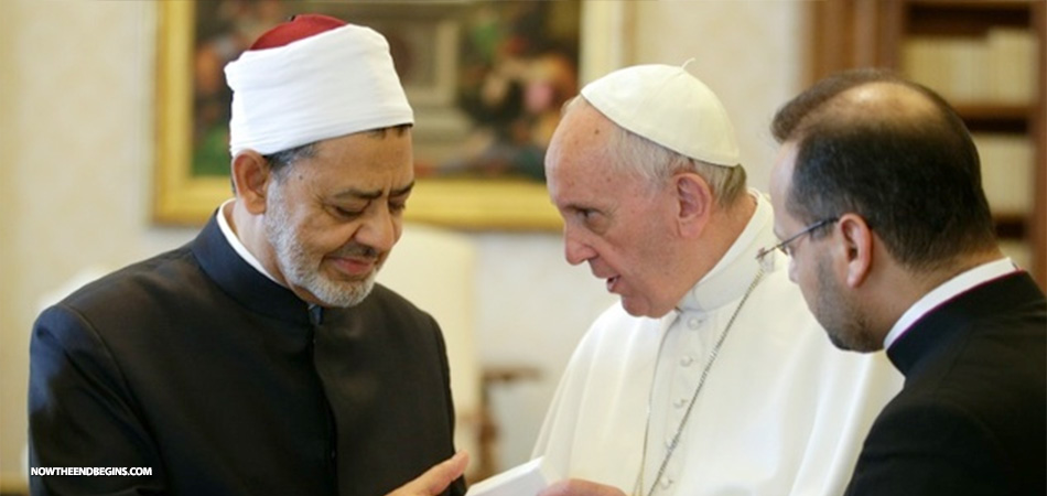 pope-francis-historic-vatican-meeting-with-sunni-muslim-imam-sheikh-ahmed-al-tayeb-ashar-mosque-chrislam-nteb-01