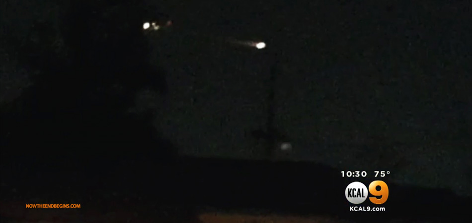 mystery-lights-ufo-streaking-over-los-angeles-july-2016-chinese-missiles