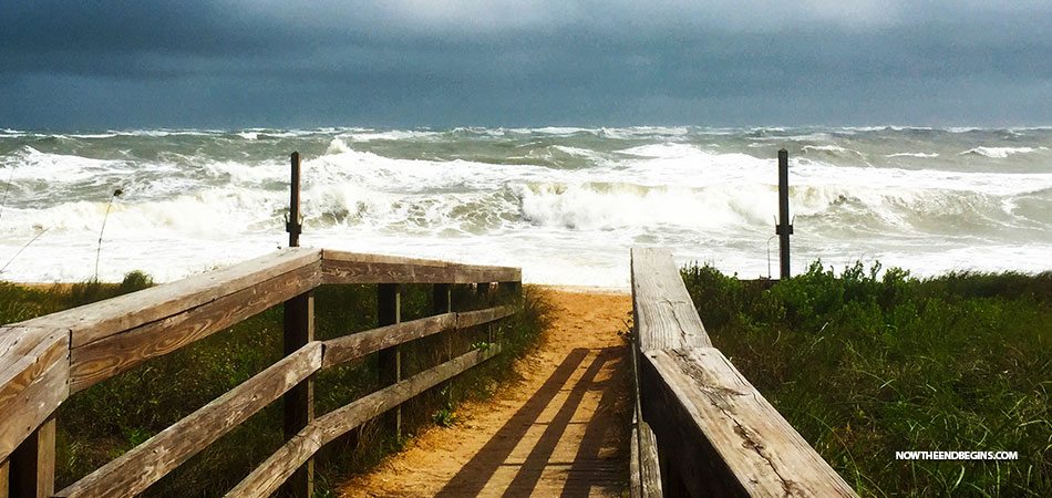 hurricane-matthew-kills-140-haiti-bahamas-florida