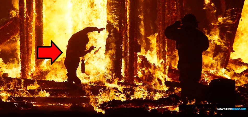 burning-man-worshiper-throws-himself-into-flames-pagan-festival-nteb-01