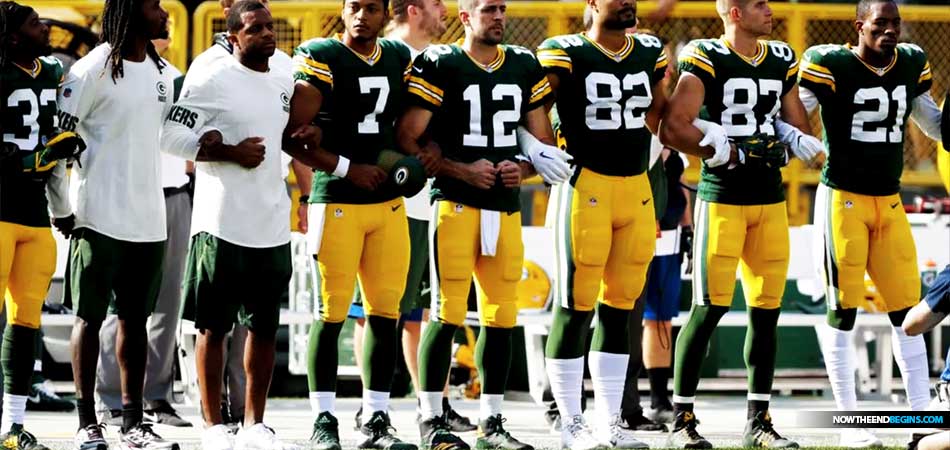 green-bay-packers-invite-fans-lock-arms-protest-nfl-boycott-stand-up-maga-nteb