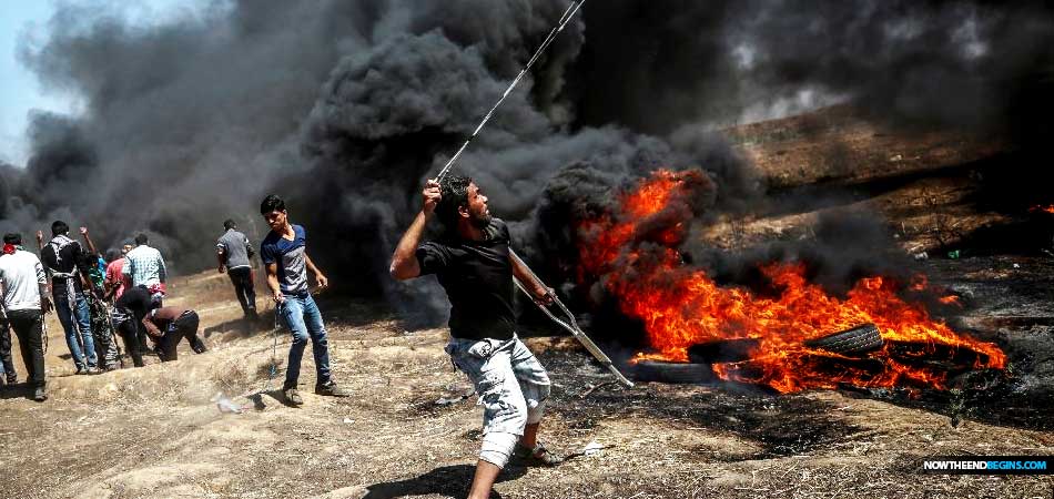 blame-hamas-for-dead-palestinians-gaza-border-fence-israel-70-may-14th