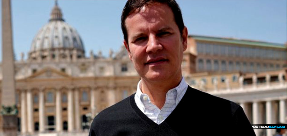 pope-francis-tells-catholic-priest-rape-victim-Juan-Carlos-Cruz-gay-OK-vatican-lgbtq