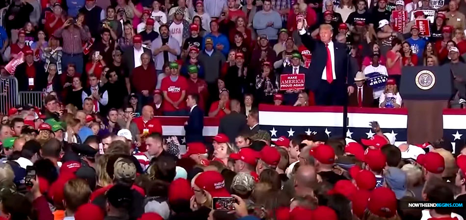 woman-faints-trump-rally-crowd-sings-amazing-grace