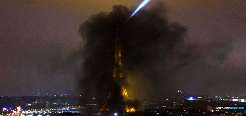 macron-out-yellow-vest-protests-paris-seventh-week-eiffel-tower-engulfed-smoke