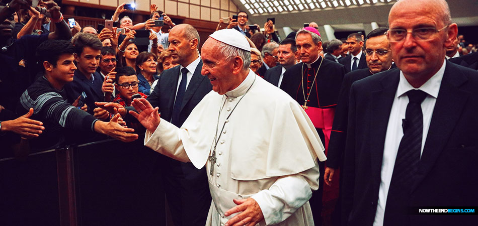 Pope Francis is inviting world leaders and young people to come together at the Vatican on May 14, 2020, for a an event called “Reinventing the Global Educational Alliance.”
