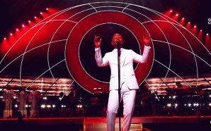 Tonight, Hollywood superstar John Legend wowed the crowd at London's Royal Albert Hall for the Global Citizen Prize