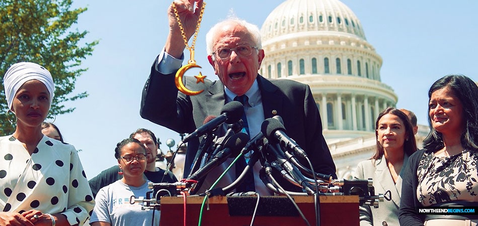 Bernie Sanders Endorses the ‘Squad’ as Democrats Angle to Keep House Majority