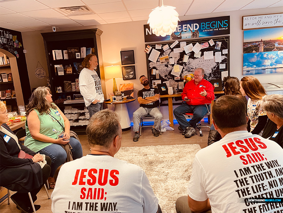 nteb-street-preaching-saint-augustine-florida-nights-of-lights-2021-king-james-holy-bible-03