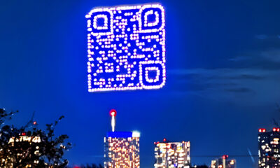 alien-drone-swarm-lights-up-night-sky-austin-texas-with-giant-scannable-qr-code-promoting-halo-series-paramount-plus-end-times