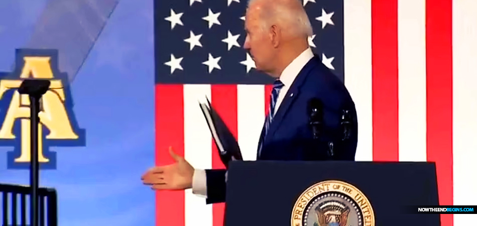 confused-joe-biden-shakes-hands-with-invisible-man-calls-himself-a-full-professor-at-university-of-pennsylvania