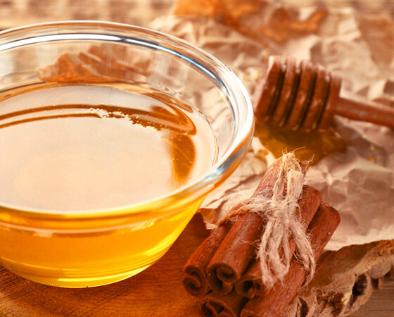 manuka-honey-ceylon-cinnamon-to-fight-covid-colds-flu-illness-god-medicine-health-wellness