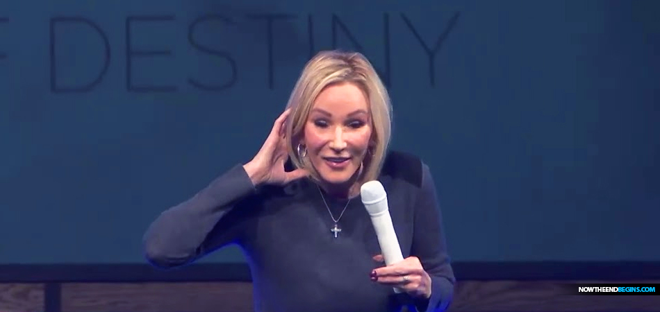 heretic-paula-white-says-christians-should-not-convert-jews-donald-trump-israel