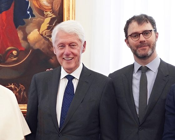 pope-francis-gives-private-vatican-audience-to-bill-clinton-alex-soros-george-end-times