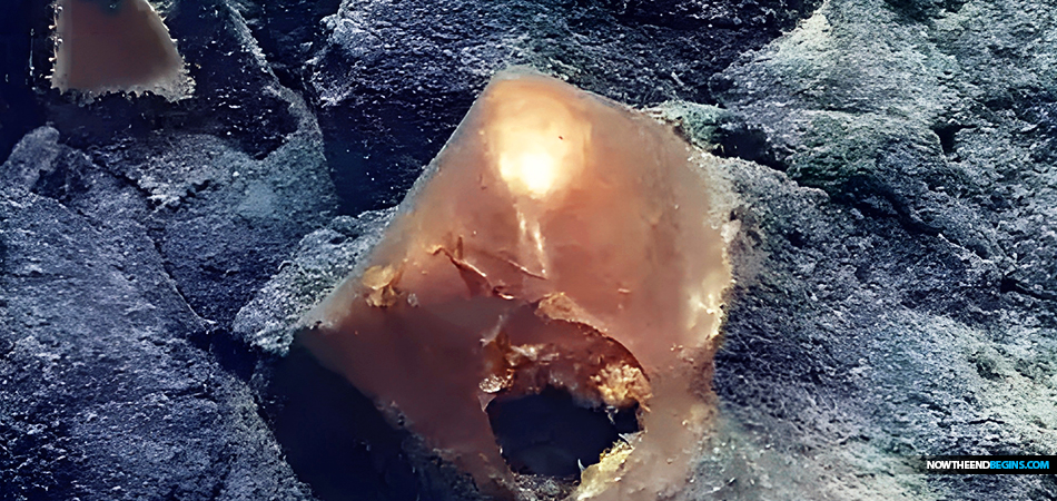 scientists-discover-mysterious-glowing-orb-on-seafloor-alaska-space-aliens-ufos-egg-noaa-national-oceanic-Atmospheric-Administration