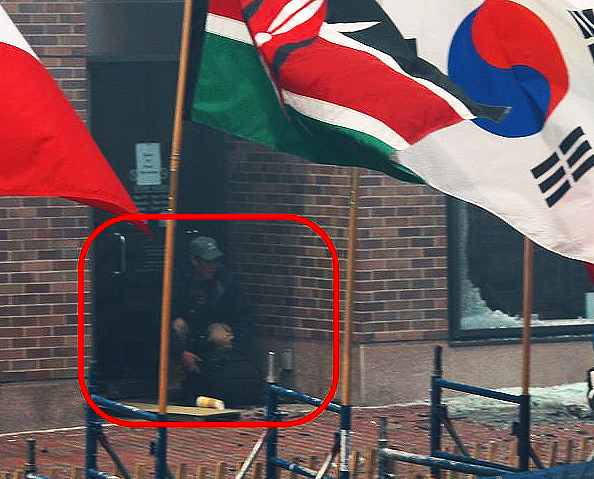 boston-marathon-bombing-suspects-revealed-03