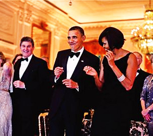 obama-christmas-party-2012-rapper-psy-ratings-fail